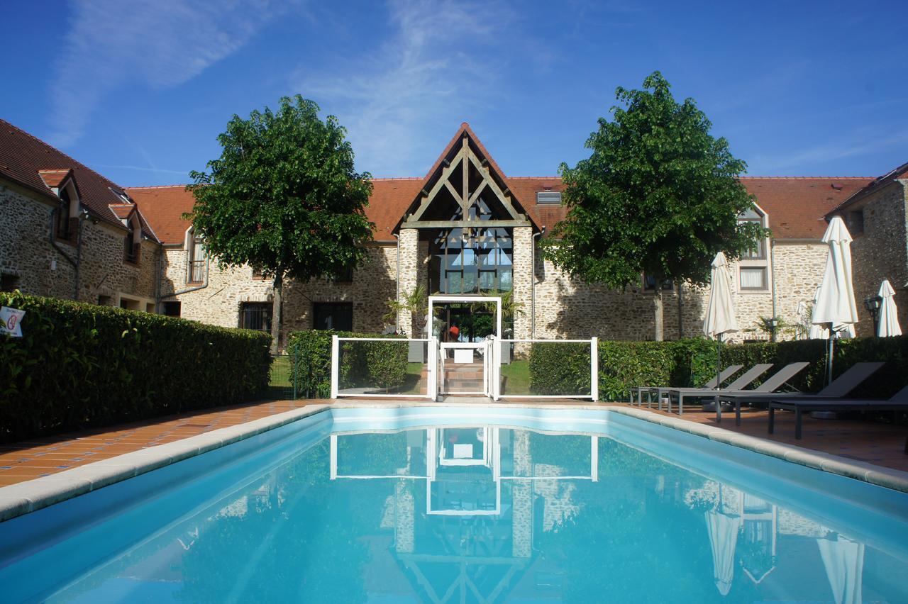 Hotel Les Suites - Domaine De Crecy Exterior foto