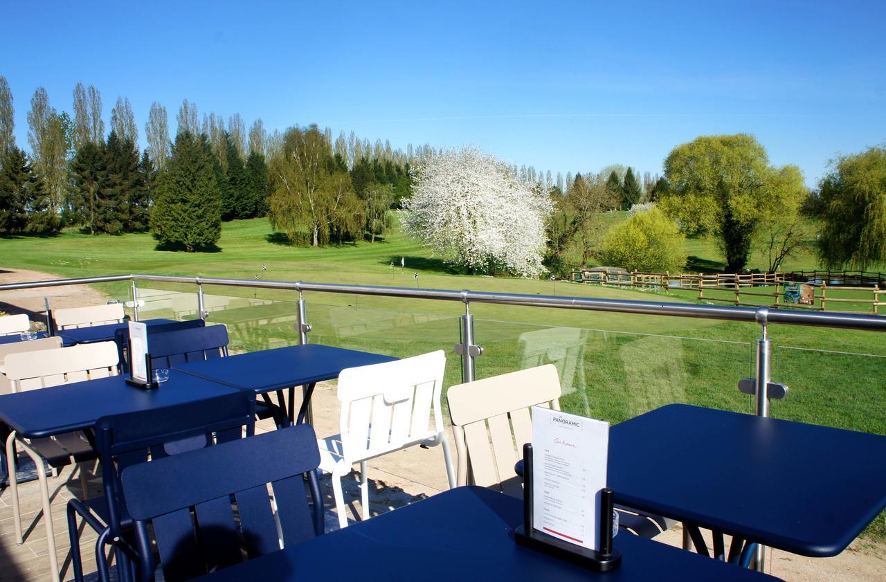 Hotel Les Suites - Domaine De Crecy Exterior foto